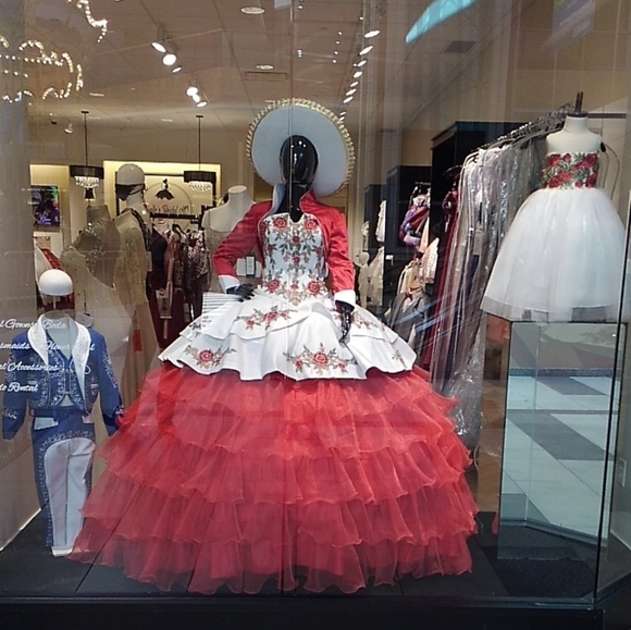 Meet your Posher, Bailee - Picture 2 of 2